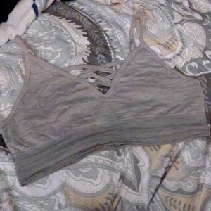 Women's Size Medium Strappy Sports Bra Grey Unpadded